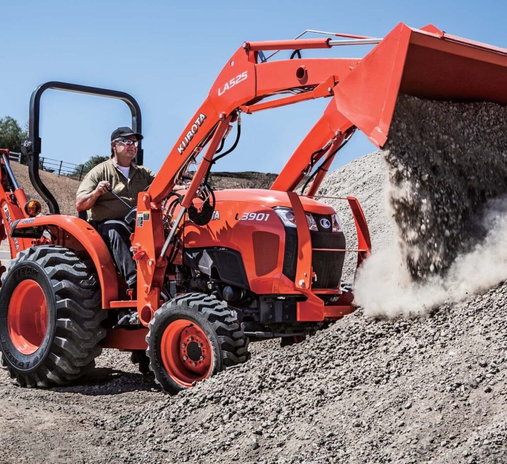 Hot sales Kubota compact tractor for sale easy to handle and efficient for garden orchards and small farms strong engine smooth