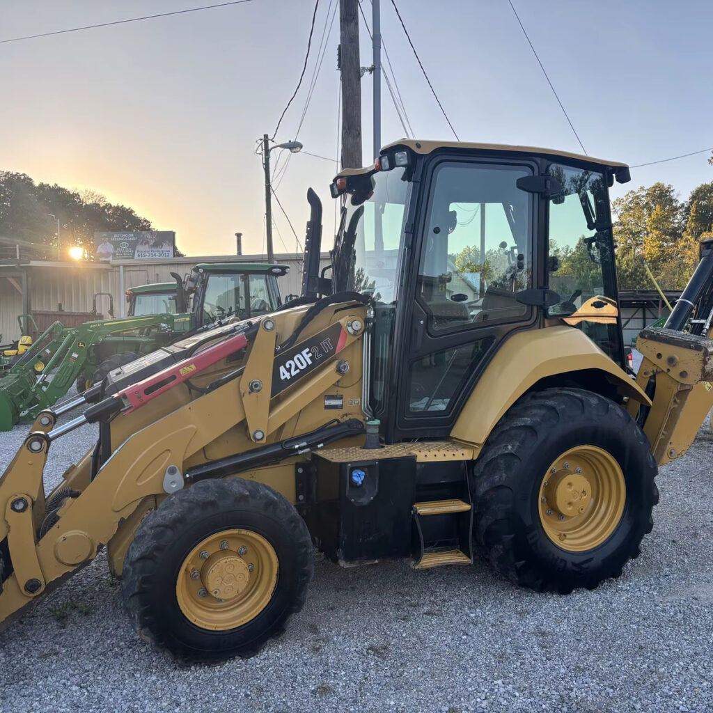 2020 for 420F Diesel Backhoe Loader with MOOG Hydraulics and High Load Capacity for Sale