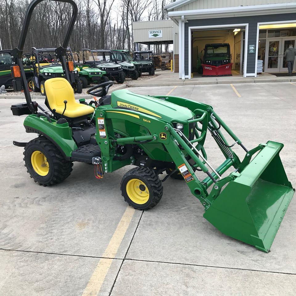 John Deere 120R Compact Tractor With Front Loader 25HP Engine 4WD Agricultural Wheel Tractor Ready For Export