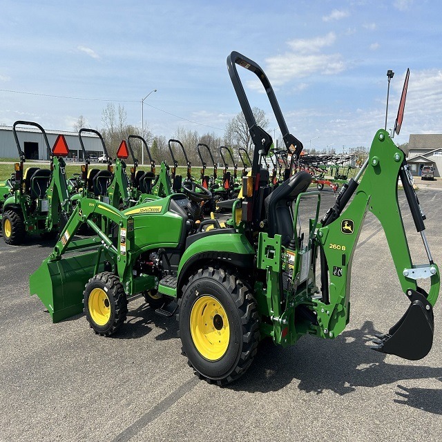 John Deere 4WD Walking Tractor 2025R 25HP Engine Garden Tractor