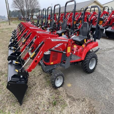 Used Massey Ferguson GC 1723E 1725M 1835E 2860M FL2611 2850M 6120M 2860E 4x4 WD Tractors For Sale