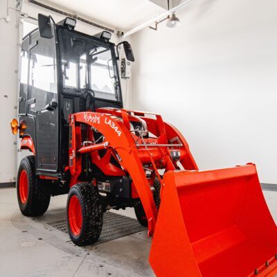 Used Kubotas M7060 Tractors Available Now In Stock Buy Fast Delivery Low Price Wholesale Best Price For Sale