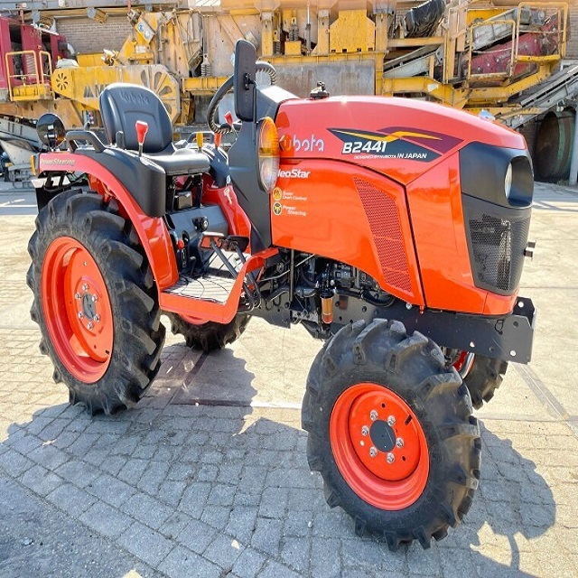 Powerful Kubota B2441 Small 4WD Tractor Suitable For Farm Cultivation Harvesting And Land Preparation