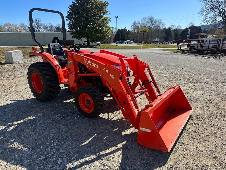 High Quality Kubota L2501 Tractor Agricultural Machine Good Running 4x4 Mini Kubota L2501 Farm Tractor Available For Sale - Image 2
