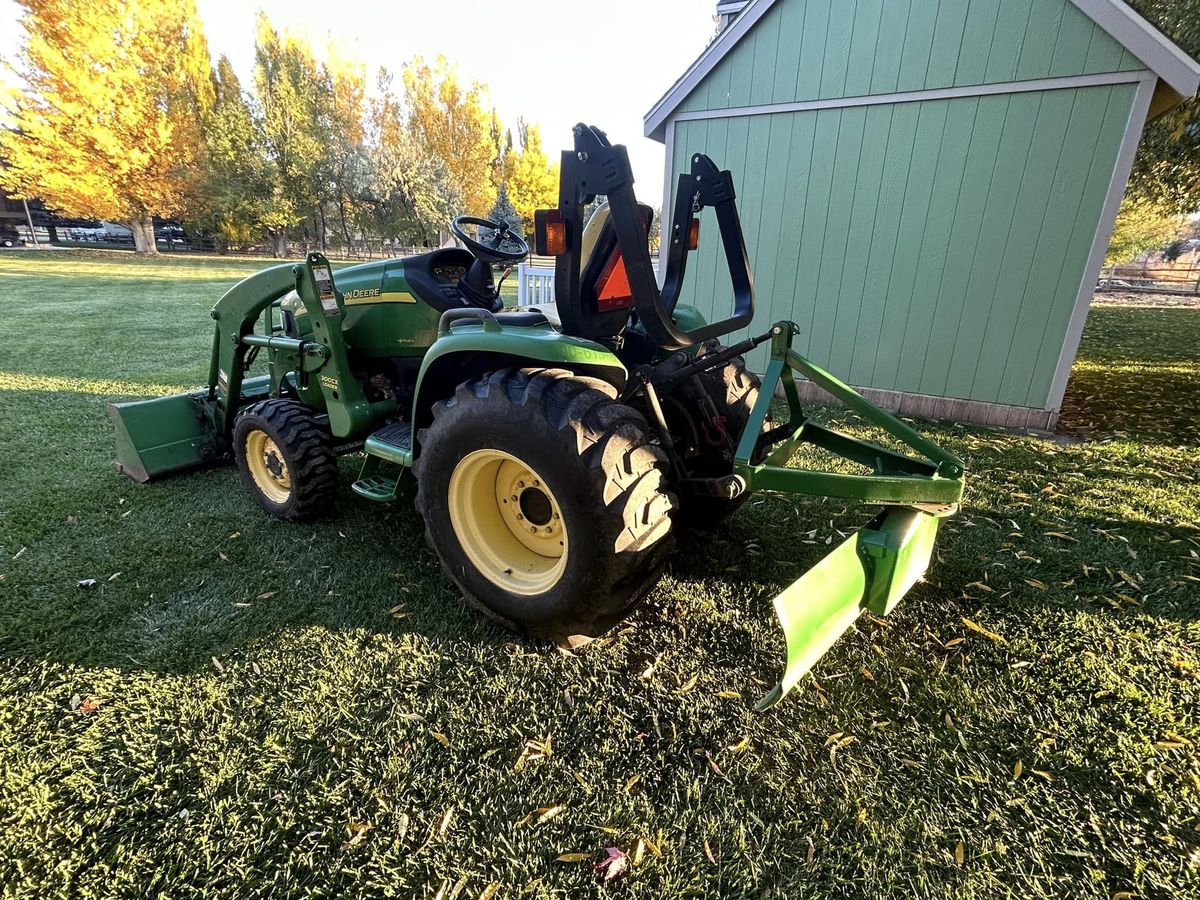 Innovative Agricultural Machinery With Loader for Sell / John Deere Tractor Available for Good and Affordable Price - Image 2