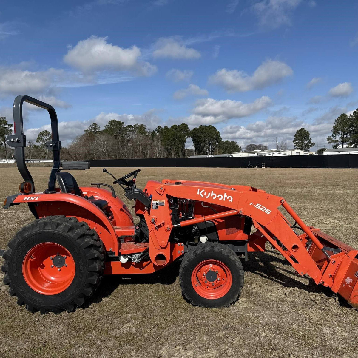 BUY KUBOTA L2501 COMPACT TRACTOR WITH LOADER - Image 2