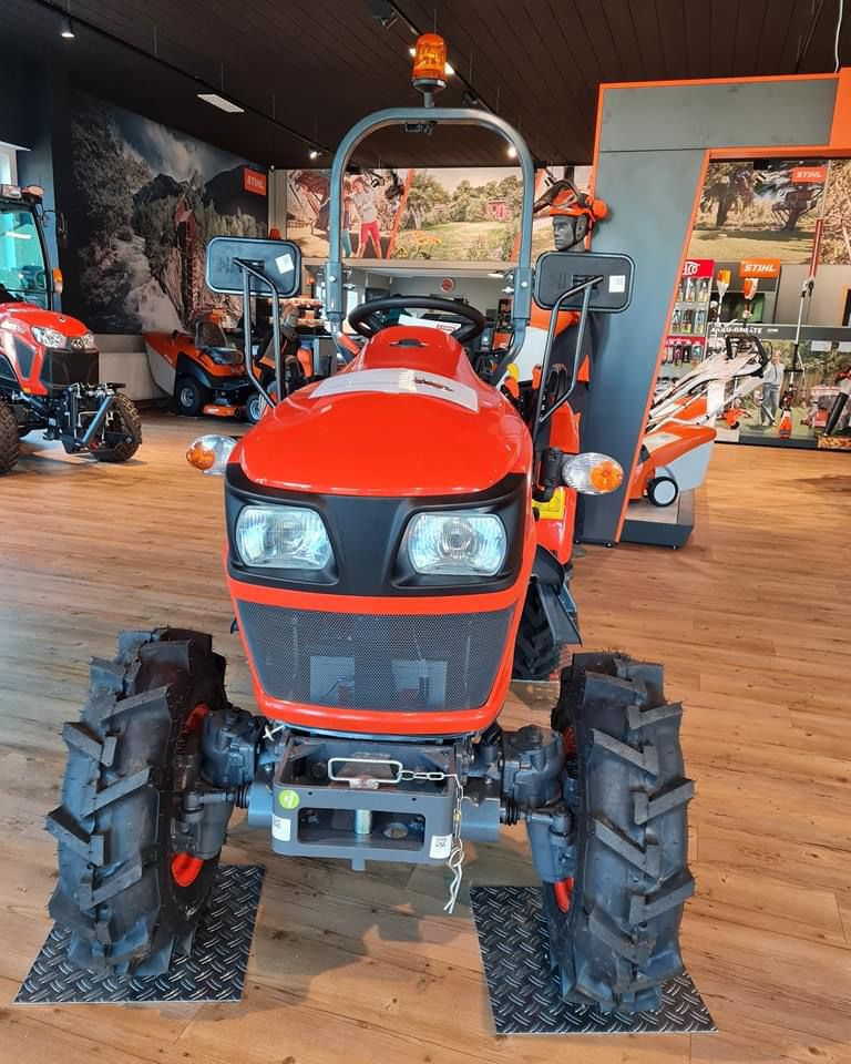 New 4WD EK1261 Kubota Tractor Farming Agriculture New Fast Delivery Trusted Loader Gear Pump Engine Bearing For Sale - Image 5